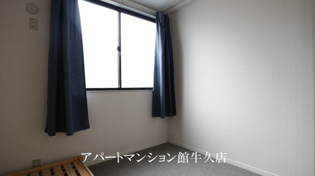 レオパレスウォーターレイⅡの寝室