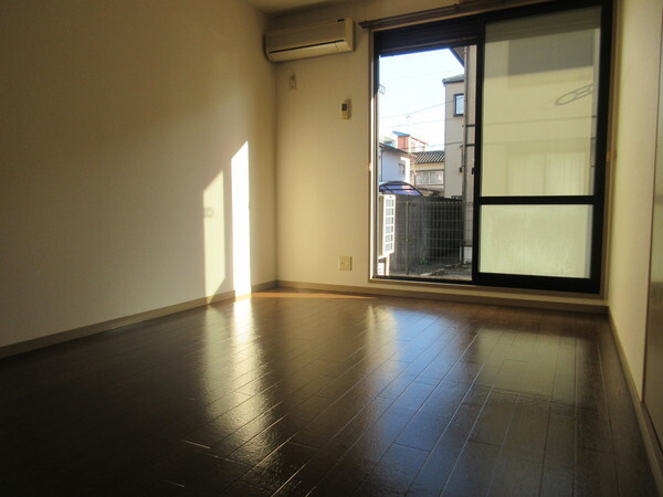 エクレール　B棟の居間・リビング