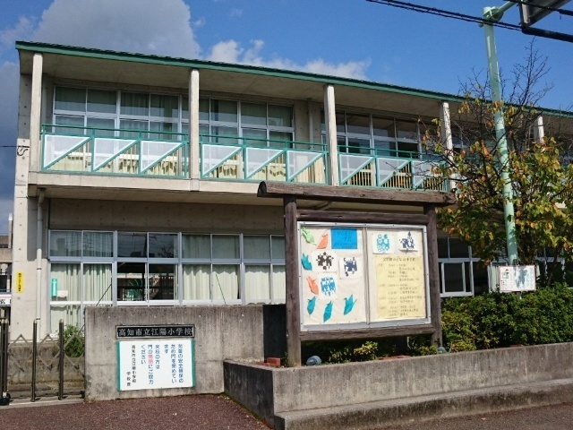 エクレール　B棟の周辺