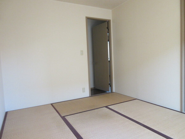 エクレール　B棟の和室