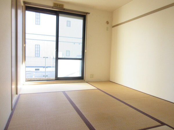 エクレール　B棟の和室