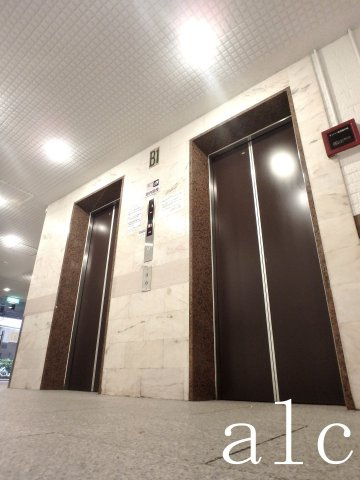 新宿区西新宿３丁目の賃貸マンションのその他共用部分|エレベーターも2台完備で毎日らくちんです♪