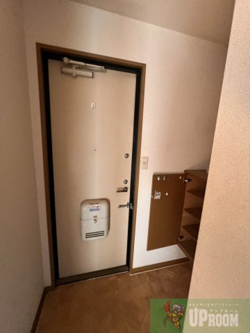 グランドゥール　B棟の玄関