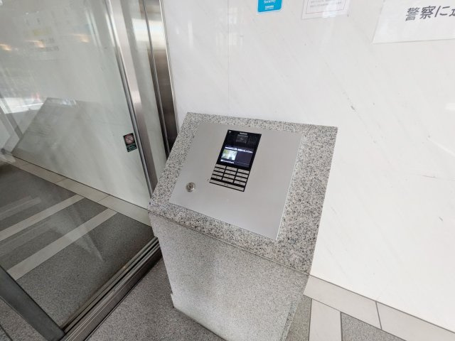 夙川グランドハイツの防犯設備|オートロックです