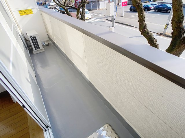 くつろぎ館のバルコニー