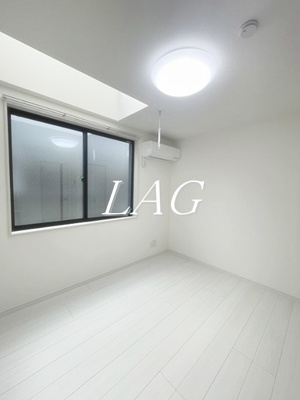 【居間・リビング】 | フローラメゾン北大塚 | 洋室のお部屋です。