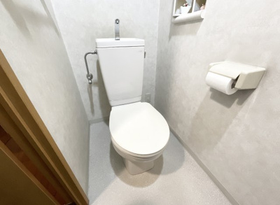 【トイレ】 | サーパス山科小野 | 《トイレ》リフォームのご相談もまとめてお任せ下さい。予算や内装イメージなど、お客様のご希望に合わせてご提案を致します。「リフォーム費用も住宅ローンで借りたい！」などご要望をお聞かせ下さい。