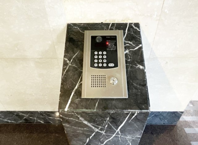 【防犯設備】 | サーパス山科小野 | 【オートロック】