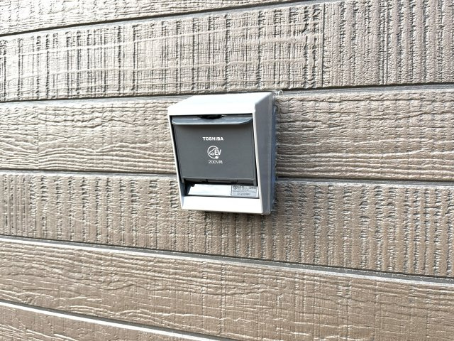 【庭】 | 仲介手数料無料！勝間小学校に通える新築戸建　防府市東三田尻　第１－３号棟　クレイドルガーデン　アーネストワン | EV充電器用ソケット