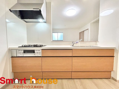 【キッチン】 | 座間市立野台新築1棟 | キッチンワークしながら大切な家族との会話を楽しむ。家族のコミュニケーションが生まれるキッチンです♪