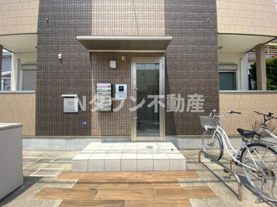 【エントランス】 | ファミリエ Nagoya | 毎日通るエントランスはこのようになっています