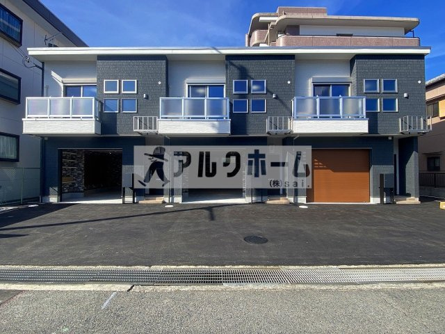 エスパース柏原の外観