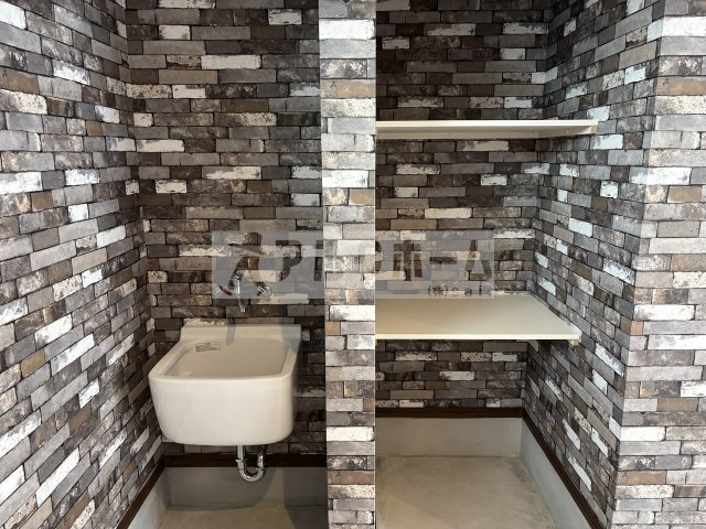 エスパース柏原の駐車場