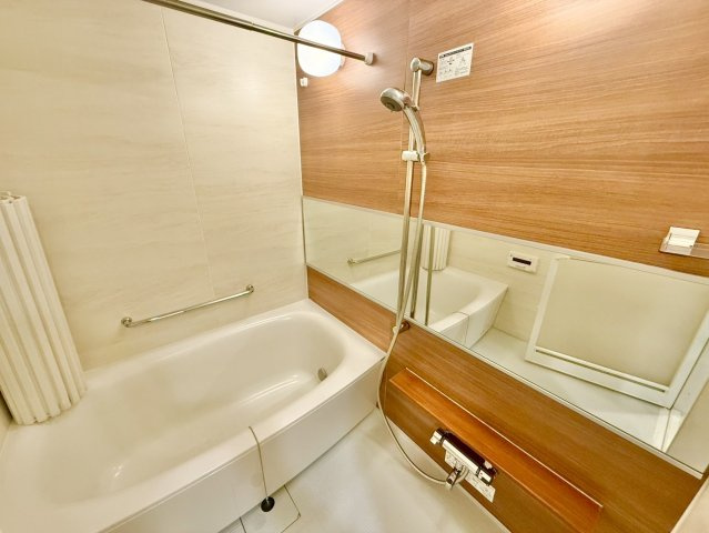 セントハート藤が丘の浴室|浴室暖房乾燥機付きのユニットバス！