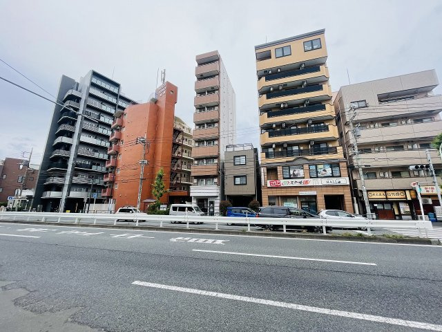 ロイヤル赤羽志茂の外観