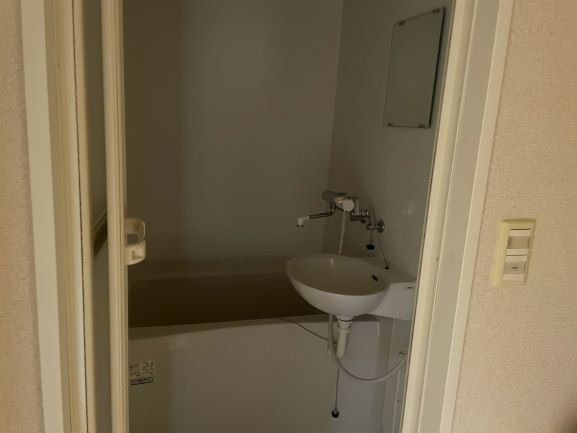 レオパレスバンビーノ花輪の内装