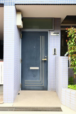 【玄関】 | セザール御嶽山