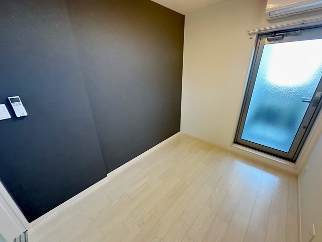 【洋室】 | F asecia castor