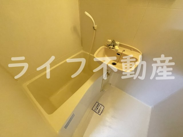 PRIMROSEの浴室|ゆったり過ごせるお風呂です