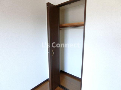 【収納】 | ツインプラザ幸 | クローゼットでお荷物もすっきり収納。