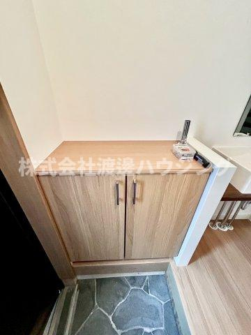 稲津町２丁目一戸建の収納|玄関収納