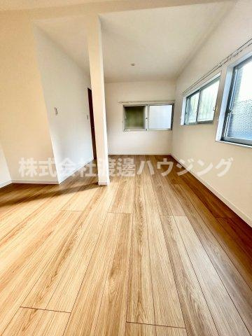 稲津町２丁目一戸建の内装