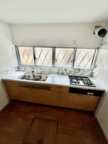 稲津町２丁目一戸建のキッチン