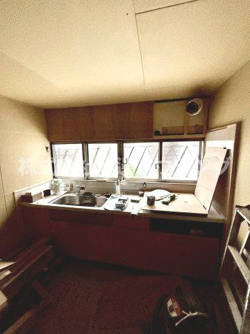 稲津町２丁目一戸建のキッチン