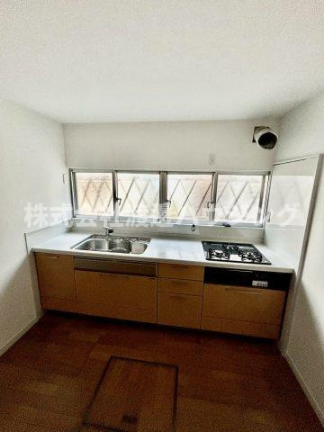 稲津町２丁目一戸建のキッチン