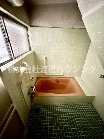 稲津町２丁目一戸建の浴室|浴槽入れ替え予定