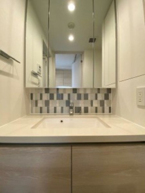 目黒区碑文谷４丁目の賃貸マンションの洗面所