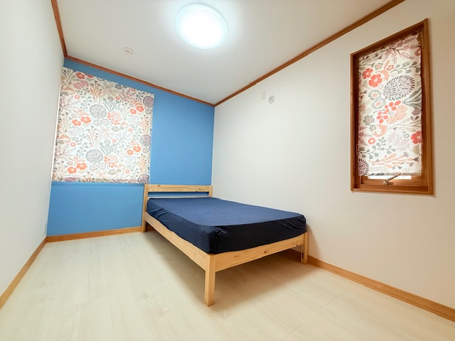 神戸市垂水区舞多聞東1丁目戸建の洋室