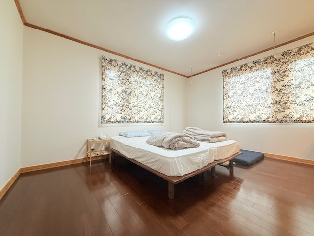 神戸市垂水区舞多聞東1丁目戸建の洋室