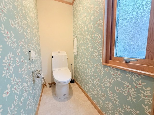 神戸市垂水区舞多聞東1丁目戸建のトイレ