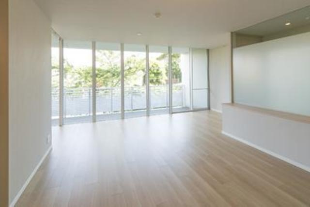 ガーデニエール砧 ＷＥＳＴの居間・リビング