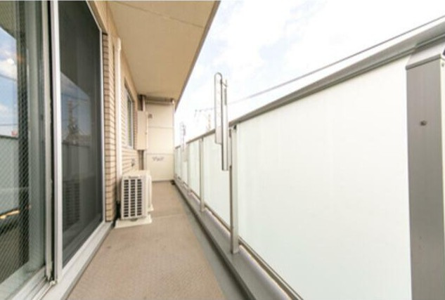 ラグゼガーデン松原のバルコニー