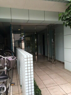 【エントランス】 | キャパシタス中野