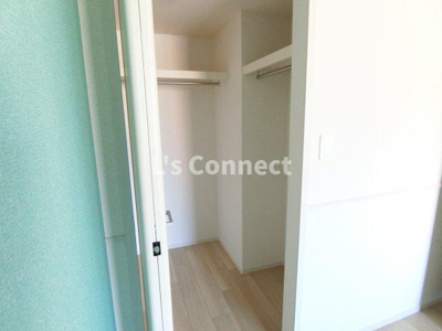 【収納】 | グランジェール・ベルノ | ウォークインクローゼットでお荷物もすっきり収納。