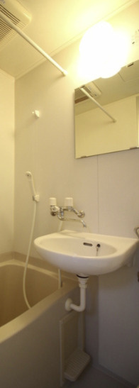 プレール明大前の浴室