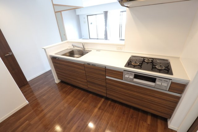 アルファステイツ西町のキッチン|食洗器付きなので家事の時間短縮に繋がります！