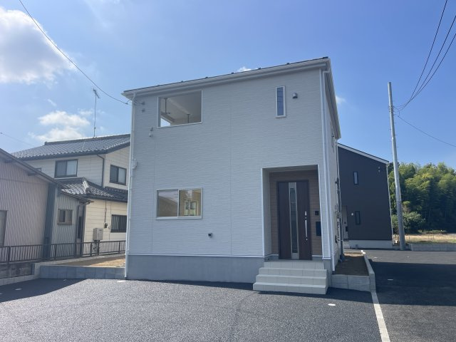 クレイドルガーデン野木町友沼第８　新築一戸建ての外観