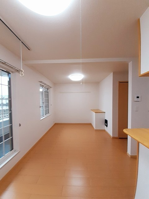 レガーロの居間・リビング