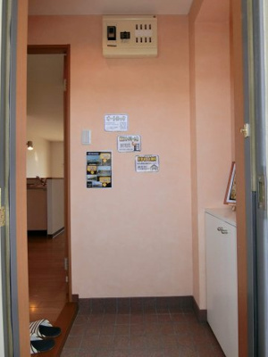 【玄関】 | en Reve（アン・レーヴ）－夢の中へ－ | ピンクの壁紙が可愛い玄関