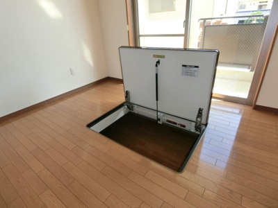 【収納】 | en Reve（アン・レーヴ）－夢の中へ－ | 約10帖！大容量の床下収納！