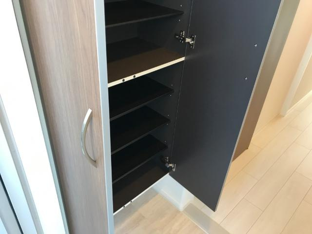 コンフェティの収納|下駄箱