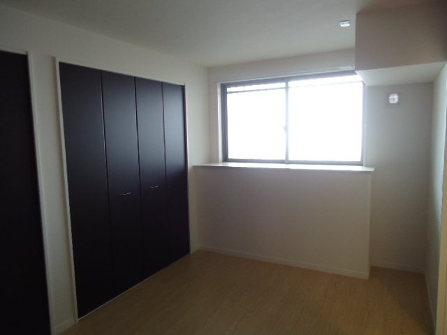 ソレアードⅡの内装|洋室