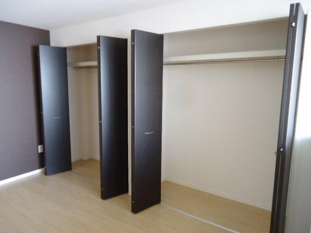 ソレアードⅡの収納|クローゼット