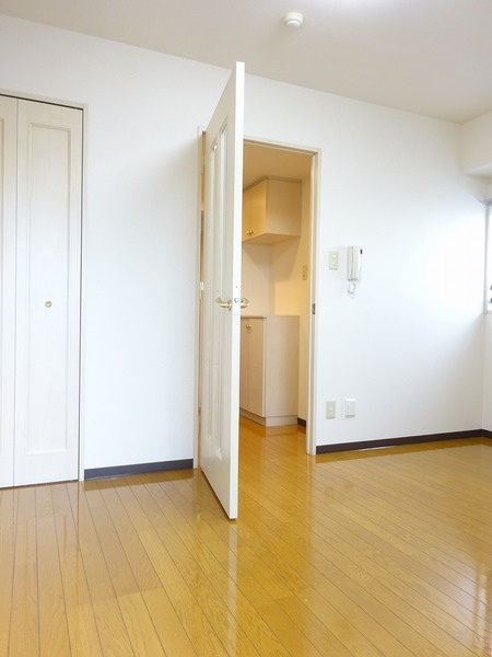 サンテミリオン上井草の居間・リビング