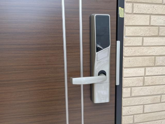 アルデバラン３４８の玄関|電子キー