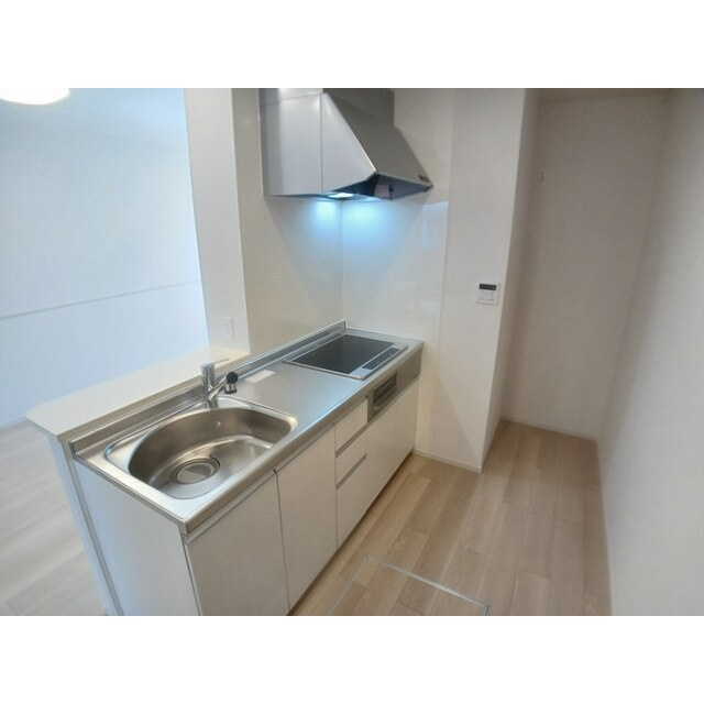 岐阜市岩栄町１丁目のアパートのキッチン